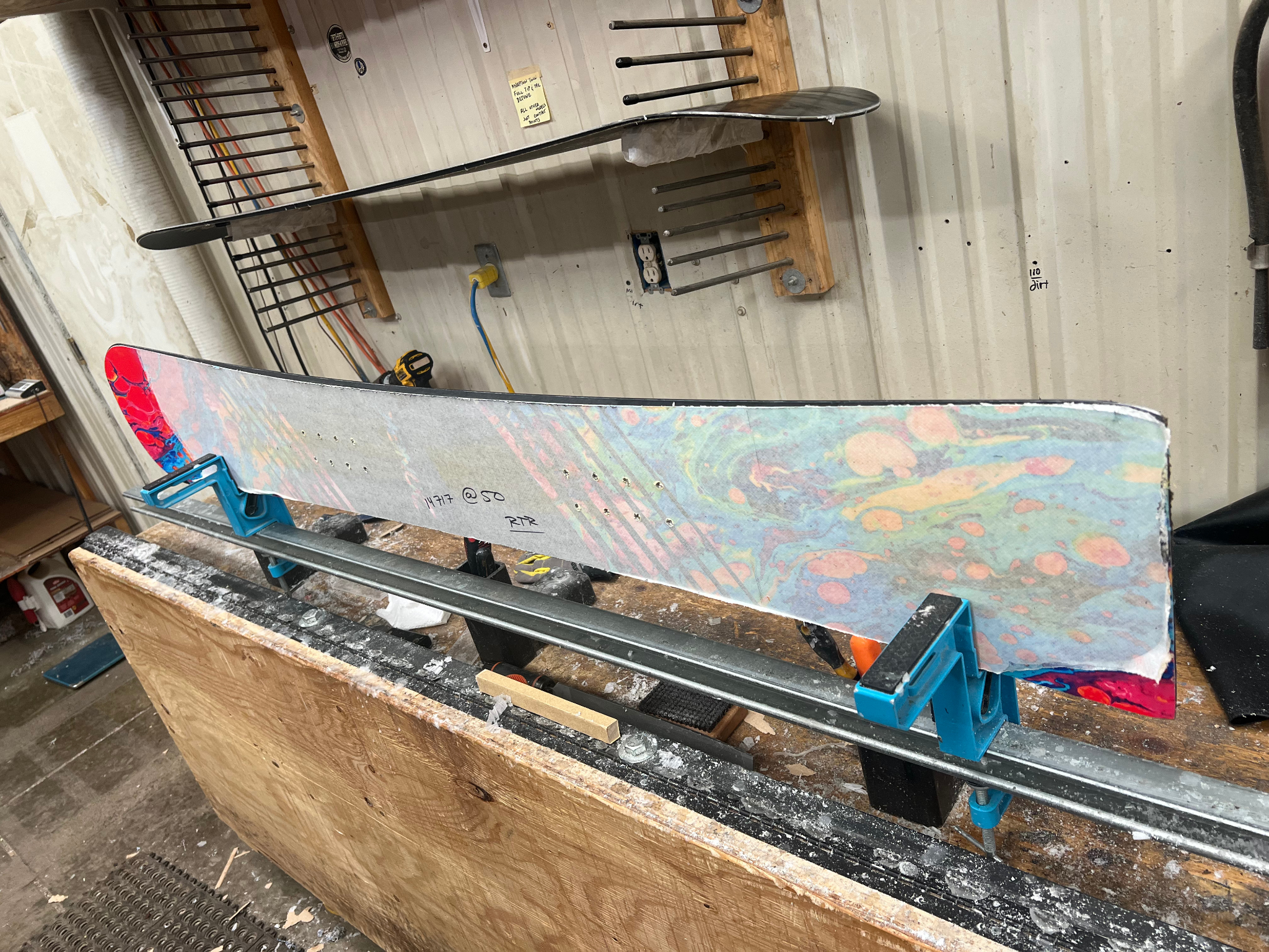 Snowboard manufacturing